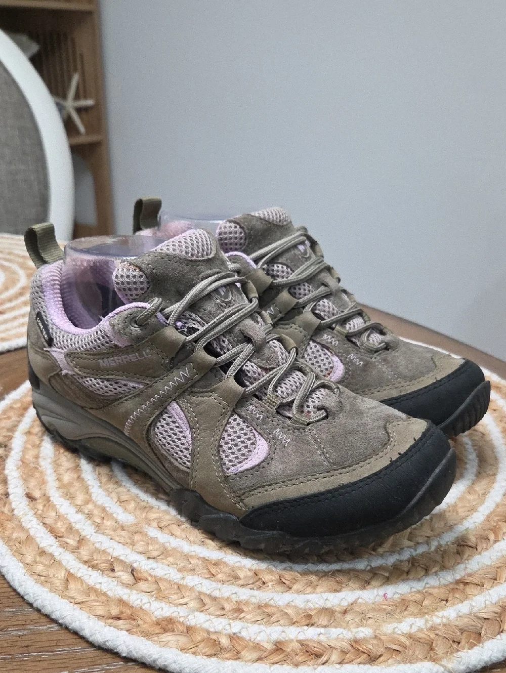 Merrell Chameleon Arc 2 Hiking Shoes In Olive Orchid, Size 7.5